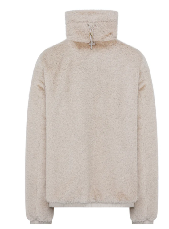 Шубка-бомбер молочного цвета Duno
