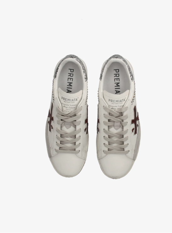 Кеды Premiata Steven 7607 белого цвета с акцентными вставками Кеды Premiata Steven 7607 белого цвета с акцентными вставками